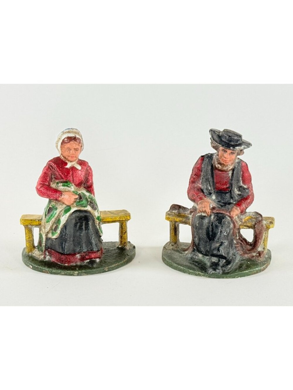 Vintage Pair Amish Couple Cast Iron Collectible Bookends